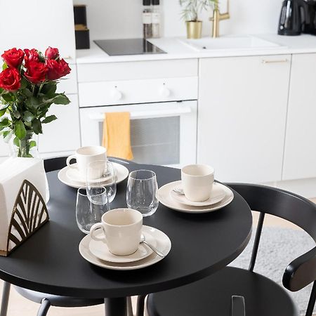 Apartamento Great Location, Quiet And New With Balcony&Cafe Tampere Exterior foto